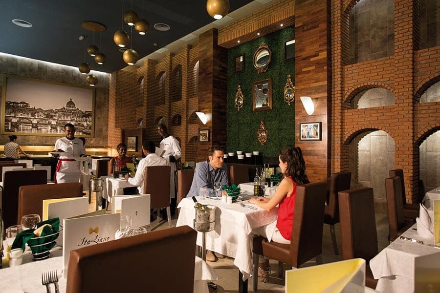 Restaurant at Hotel Riu Palace Jamaica