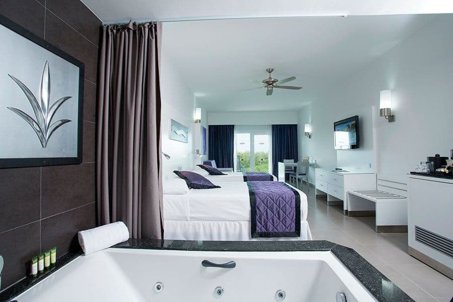Guest room at Hotel Riu Palace Jamaica