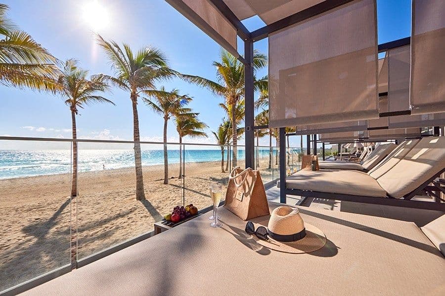 Beach at Hotel Riu Palace Kukulkan