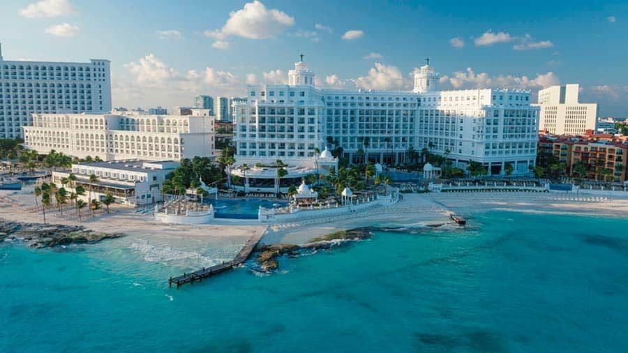 Beach at Hotel Riu Palace Las Americas