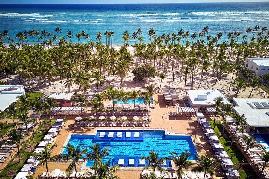 Swimming pool area at Hotel Riu Palace Macao