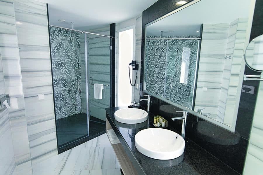 Guest room at Hotel Riu Palace Meloneras