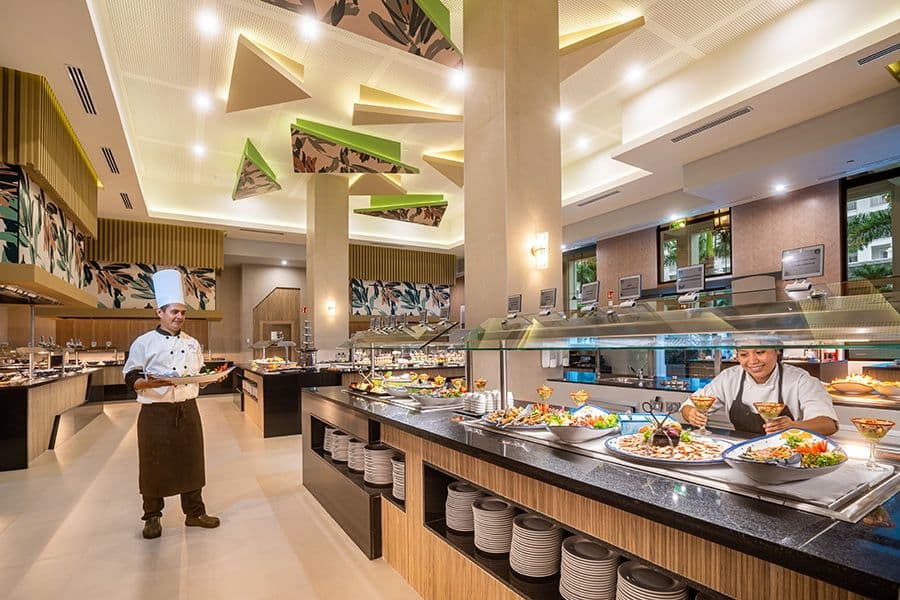 Restaurant at Hotel Riu Palace Pacifico