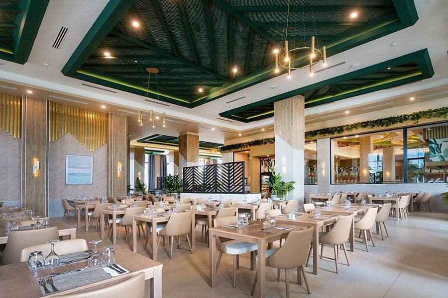 Restaurant at Hotel Riu Palace Pacifico
