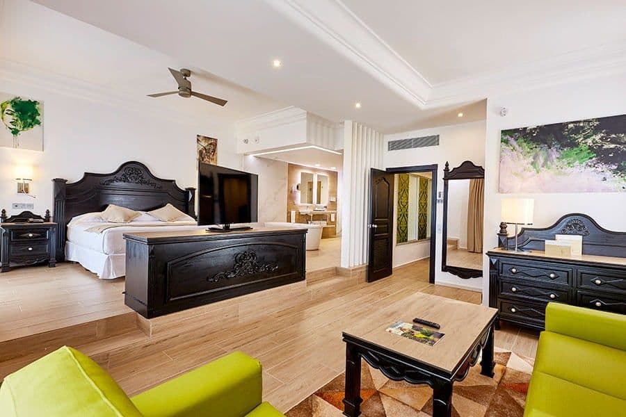 Guest room at Hotel Riu Palace Punta Cana