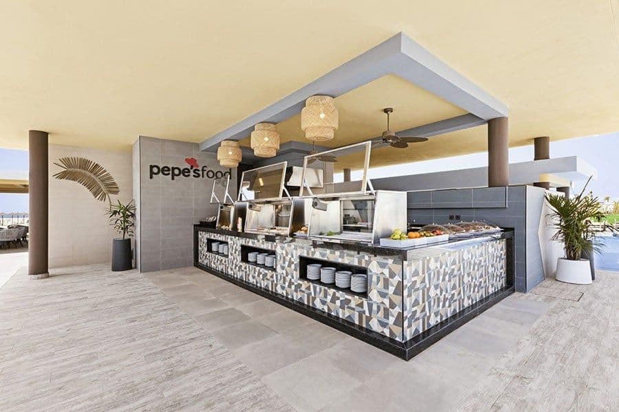 Beach at Hotel Riu Palace Santa Maria