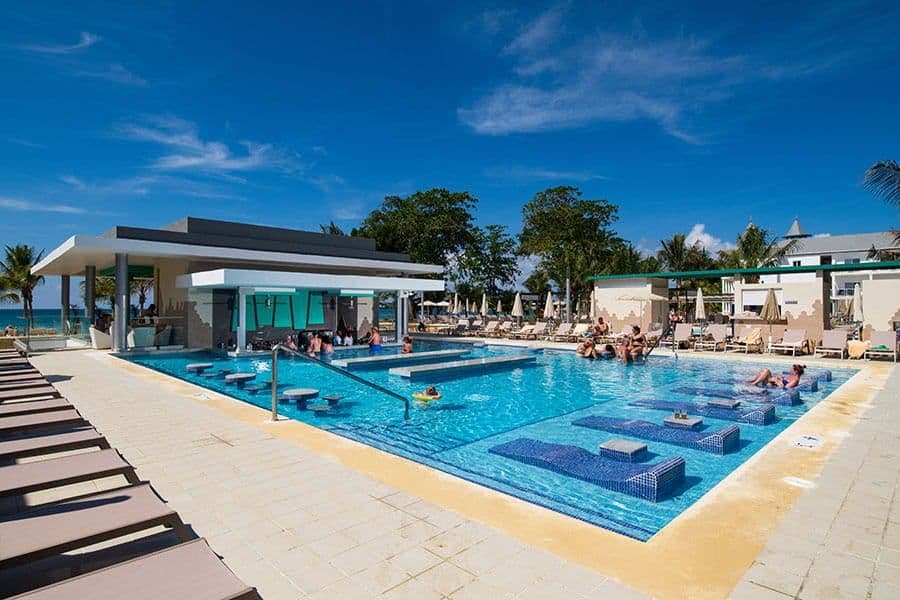 Swimming pool area at Hotel Riu Palace Tropical Bay