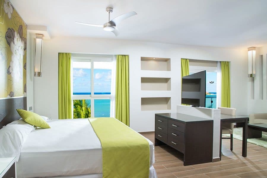 Guest room at Hotel Riu Reggae