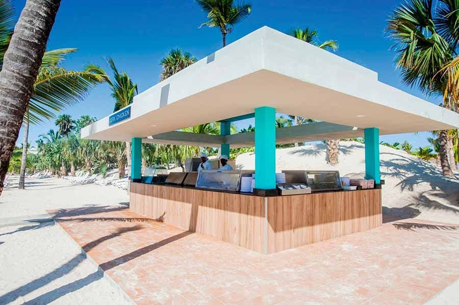 Restaurant at Hotel Riu Republica