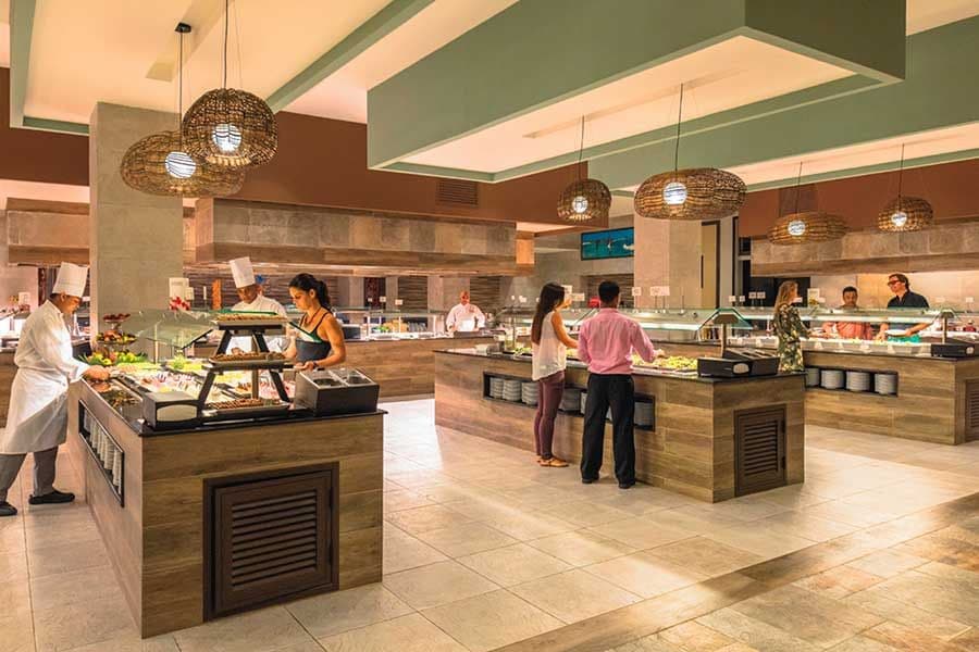 Restaurant at Hotel Riu Sri Lanka