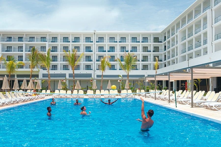 Swimming pool area at Hotel Riu Sri Lanka