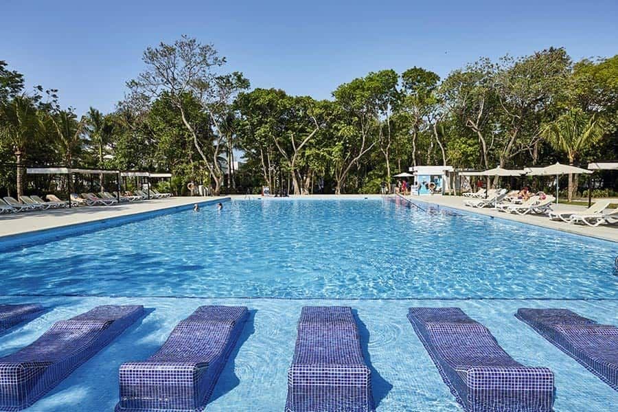 Hotel Riu Tequila Pools