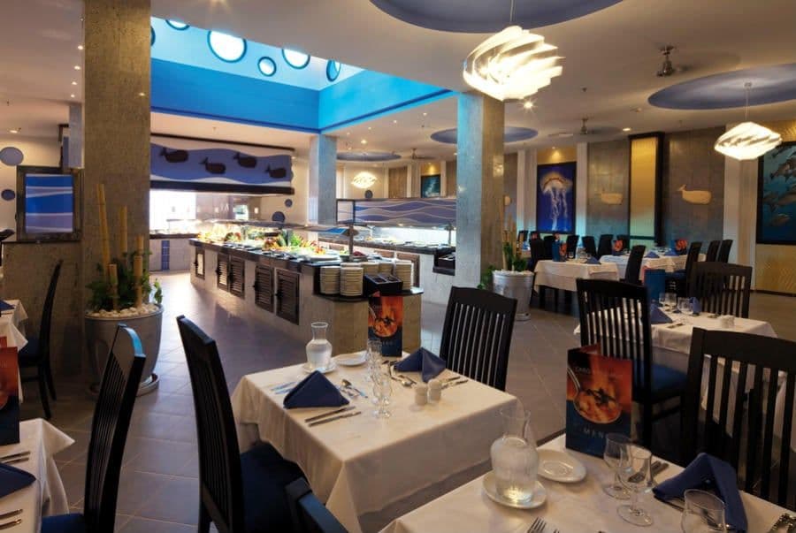 Restaurant at Hotel Riu Touareg