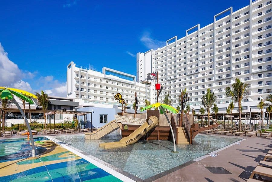 Swimming pool area at Hotel Riu Ventura