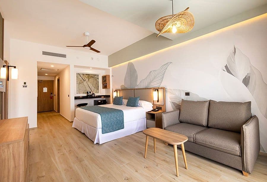 Guest room at Hotel Riu Ventura