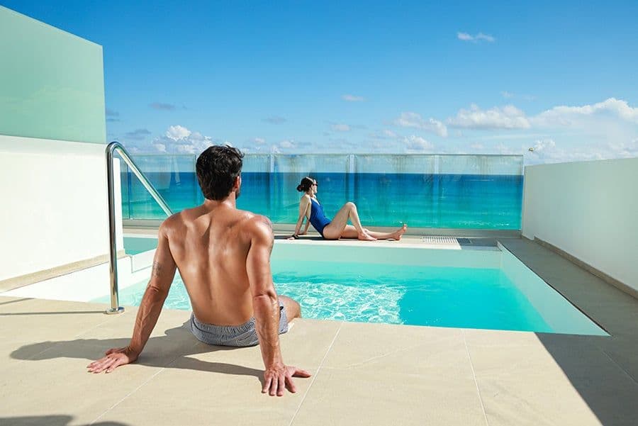 Guest room at Hotel Riu Ventura