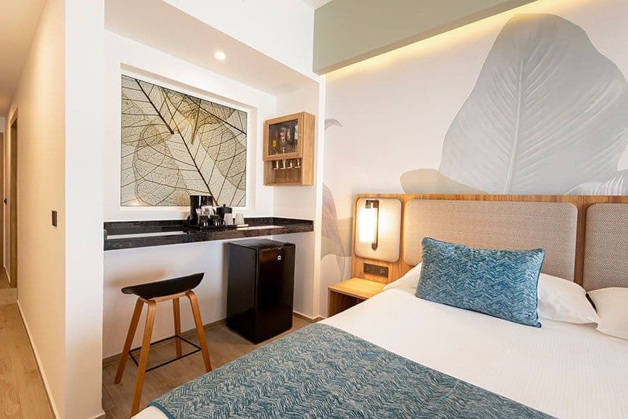 Guest room at Hotel Riu Ventura