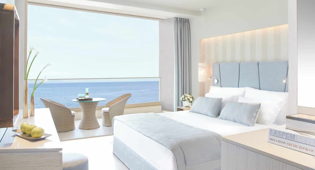 Guest room at Ikos Dassia