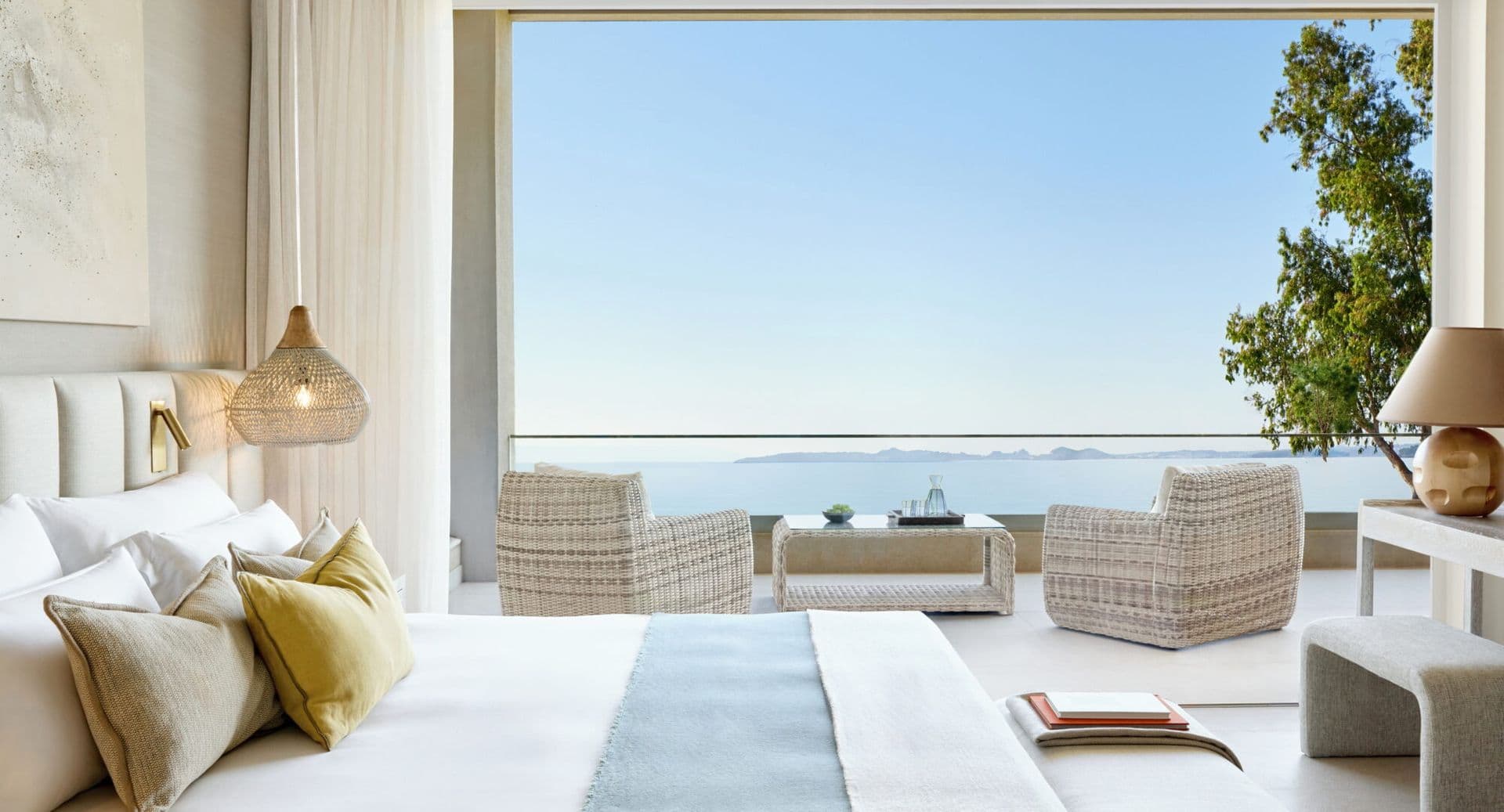 Guest room at Ikos Odisia