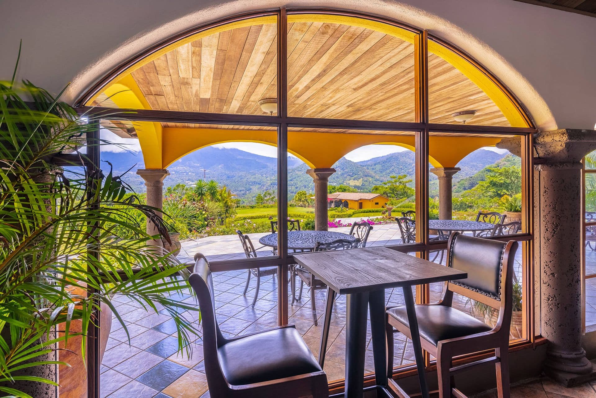 Los Establos Boutique Resort Dining & Restaurants