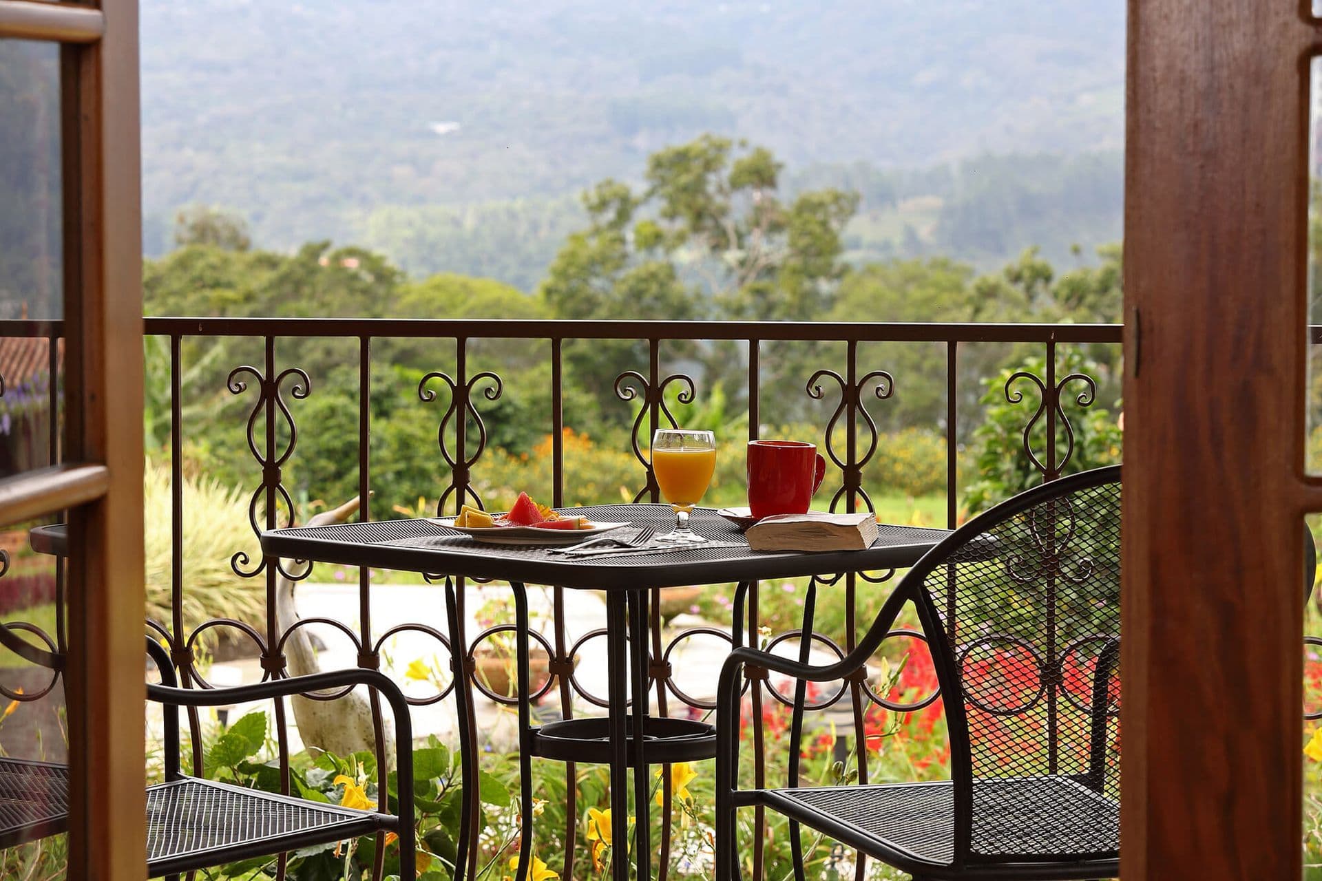 Los Establos Boutique Resort Rooms & Suites