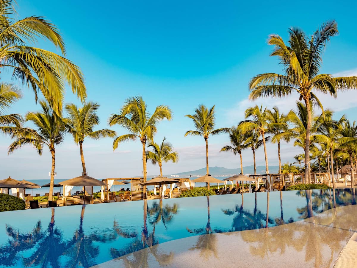 Marival Distinct Handwritten Collection building and grounds