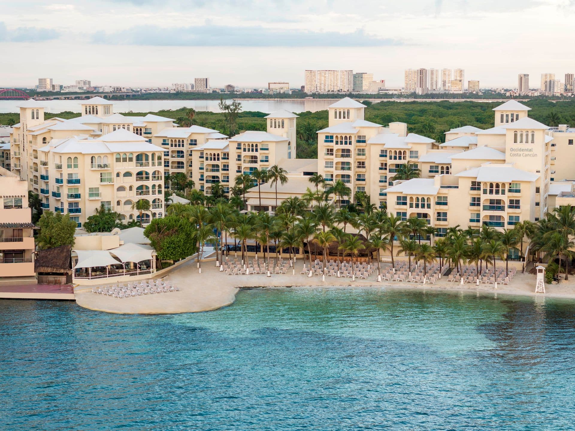 Occidental Costa Cancún Dining & Restaurants