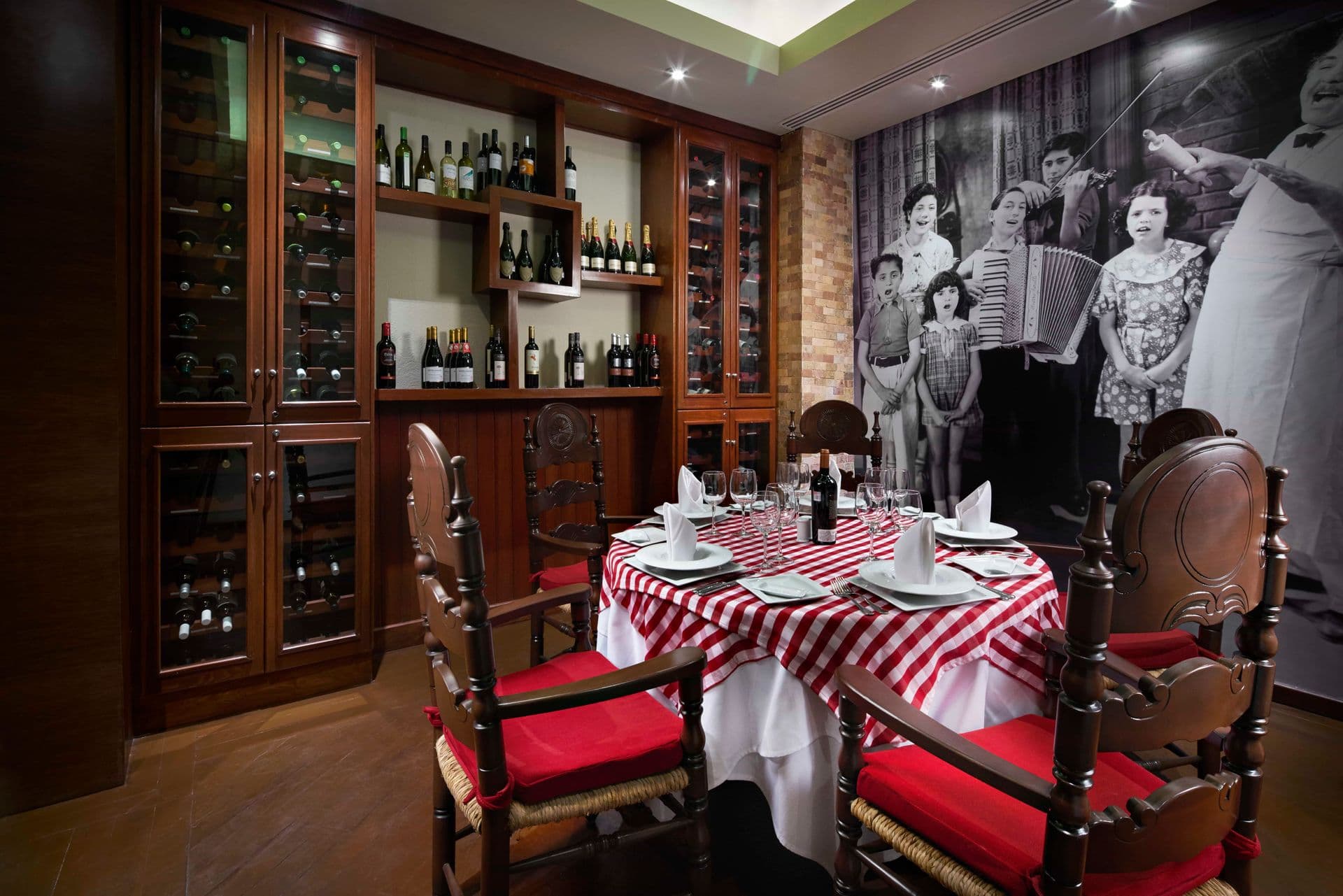 Occidental Tucancún Dining & Restaurants