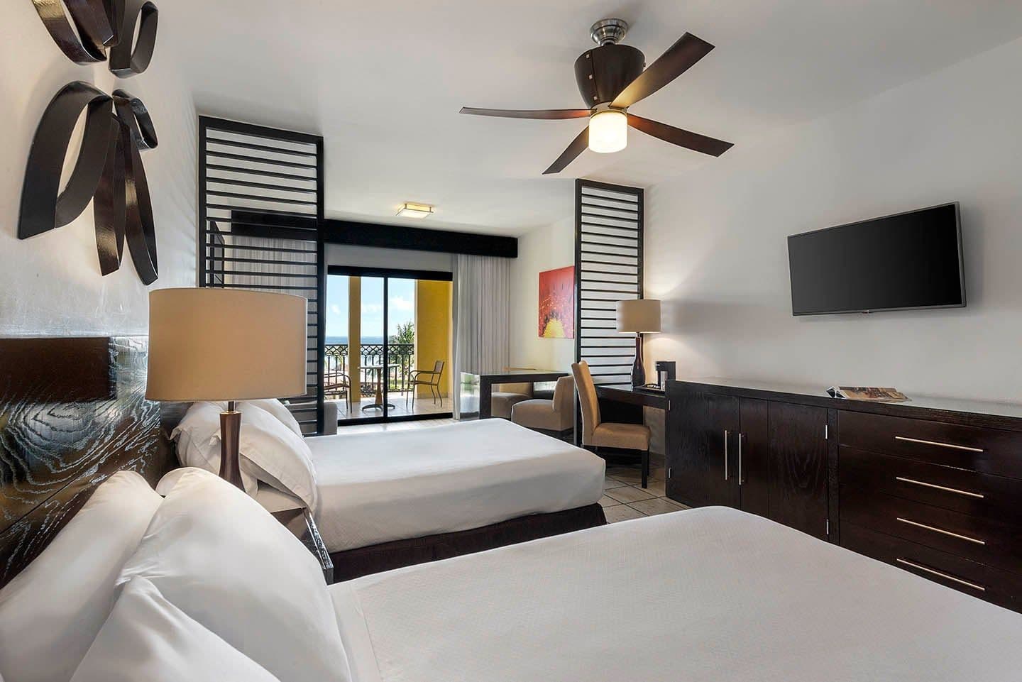Ocean Coral & Turquesa Rooms & Suites