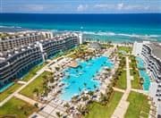 Resort exterior at Ocean Eden Bay