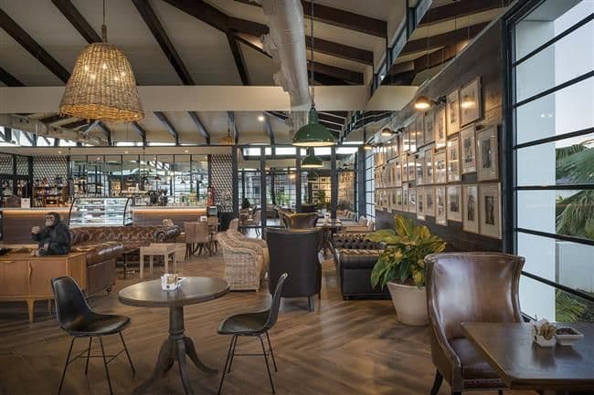 Restaurant at Ocean El Faro