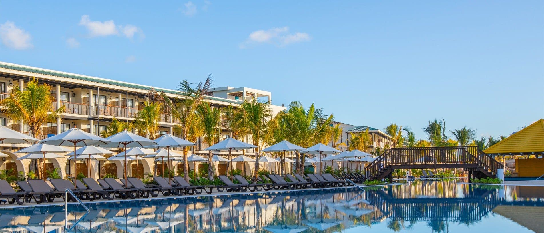 Guest room at Ocean El Faro