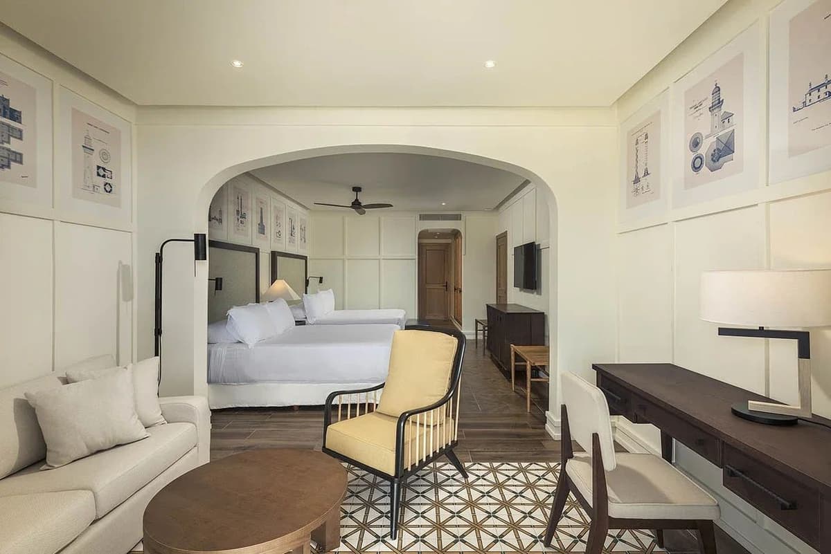 Guest room at Ocean El Faro