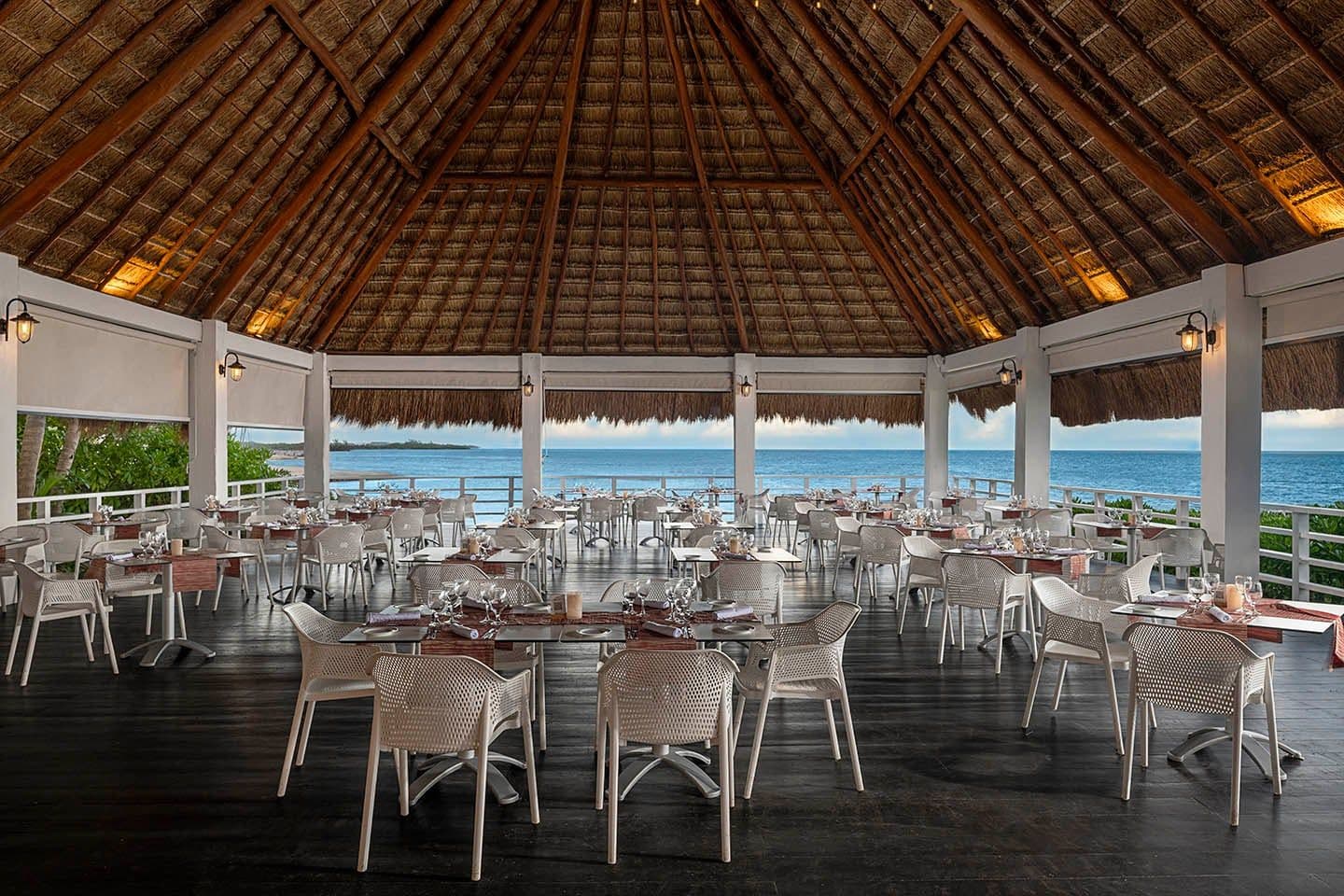 Ocean Maya Royale Dining & Restaurants