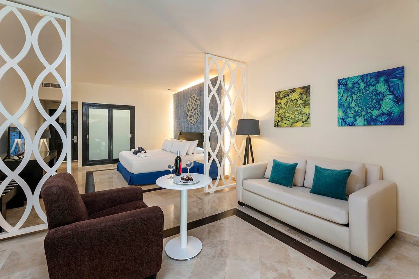 Ocean Maya Royale Rooms & Suites