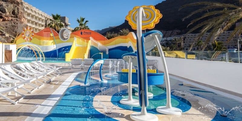 Swimming pool at Princess Taurito