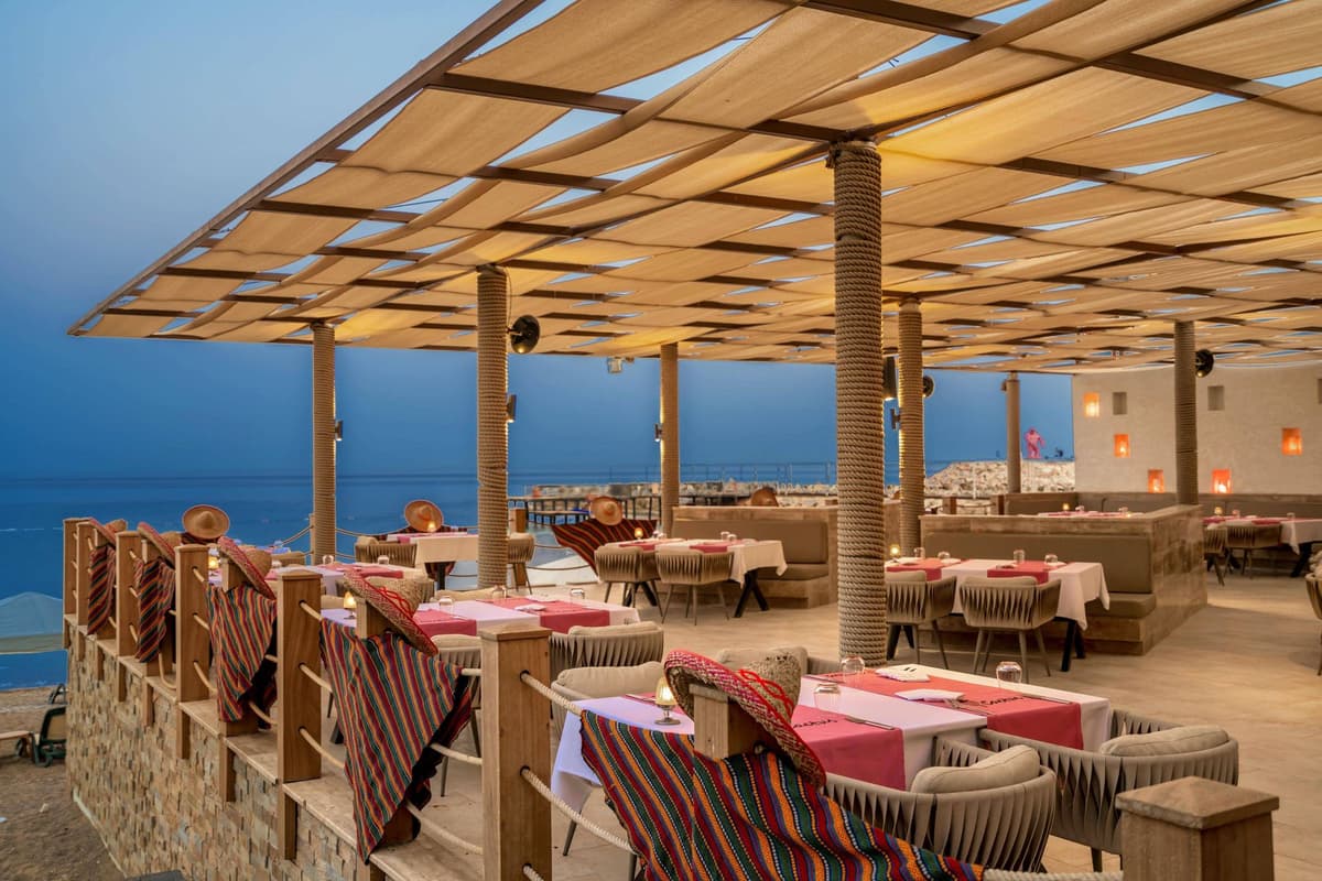 Resort exterior at Rixos Sungate - The Land Of Legends Access