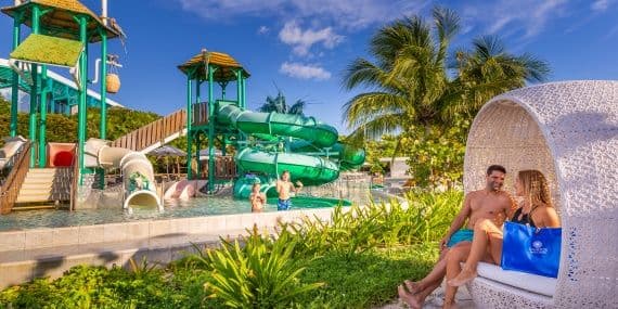 Swimming pool at Sandos Playacar All Inclusive