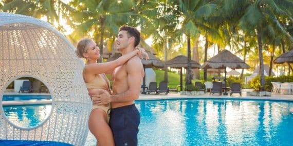 Swimming pool at Sandos Playacar All Inclusive