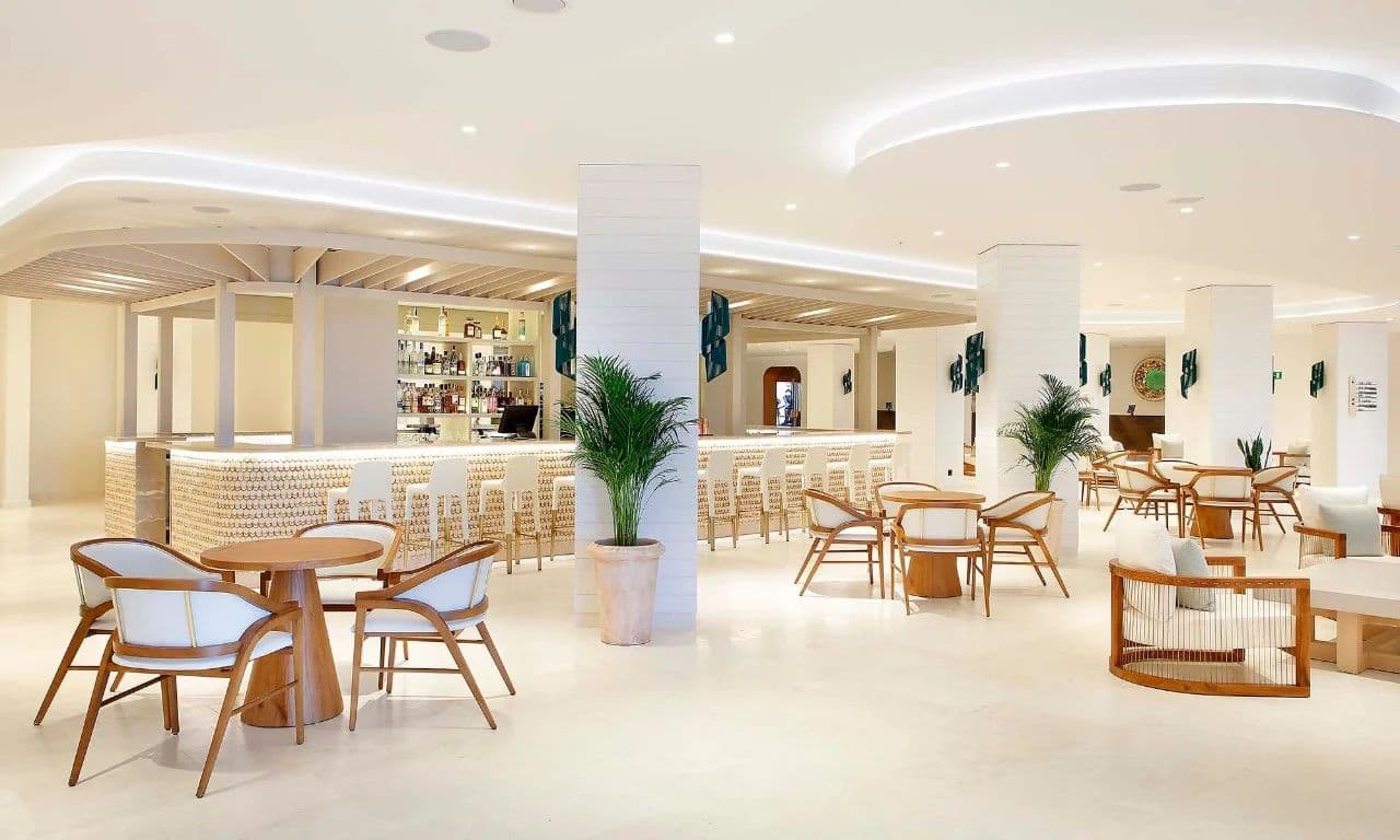 Lobby & bar at TRS Ibiza Hotel