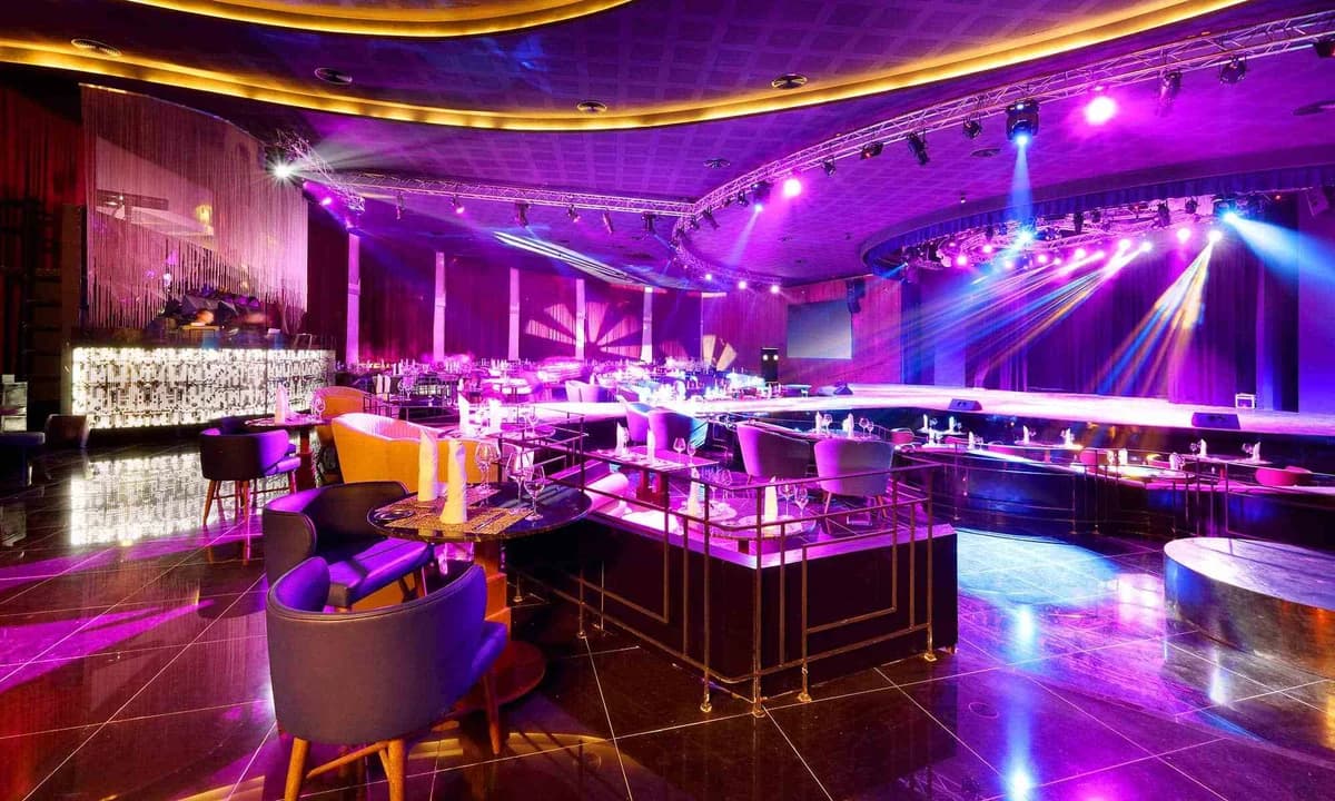 Chic Cabaret & Restaurant — tasting menu with live cabaret show