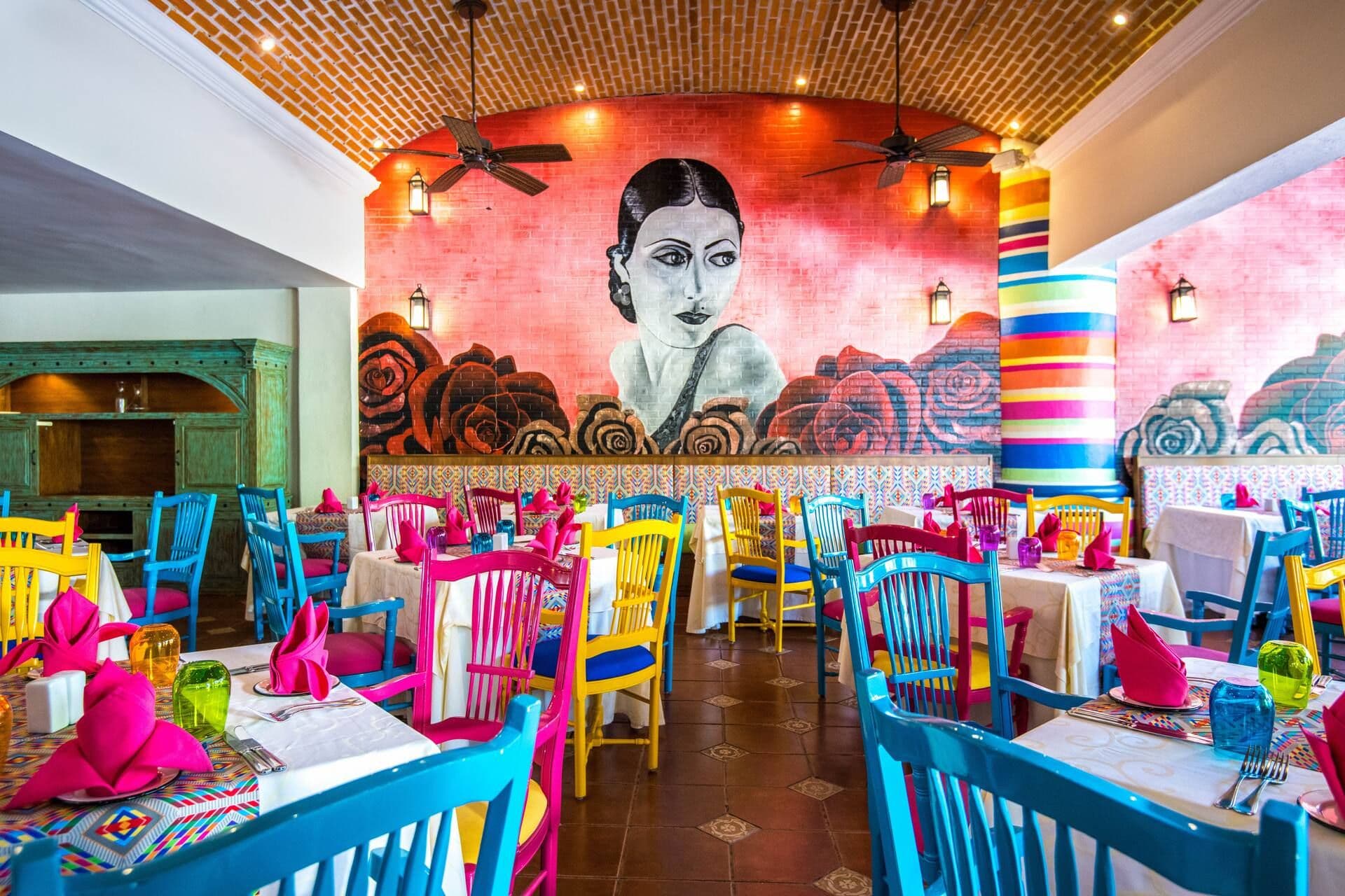 Wyndham Alltra Playa del Carmen Dining & Restaurants