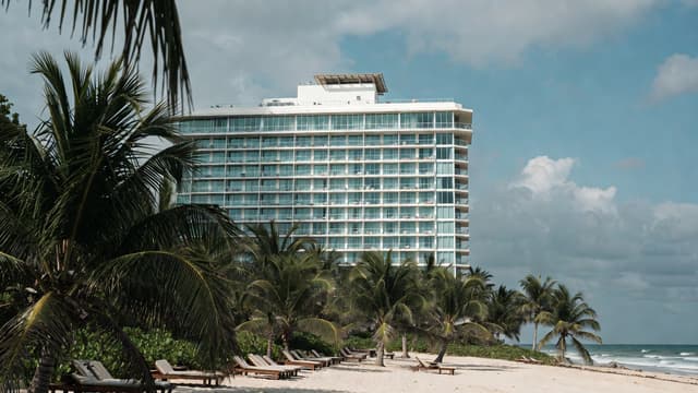 One of the World's Biggest Hotel Brands Is Finally Coming Back to Nassau — With an 11-Story Beachfront Debut