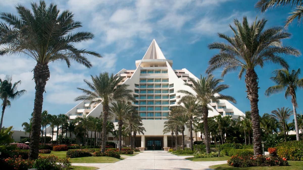 Cancun's Iconic Pyramid-Shaped All-Inclusive Just Reopened After a $50 Million Overhaul