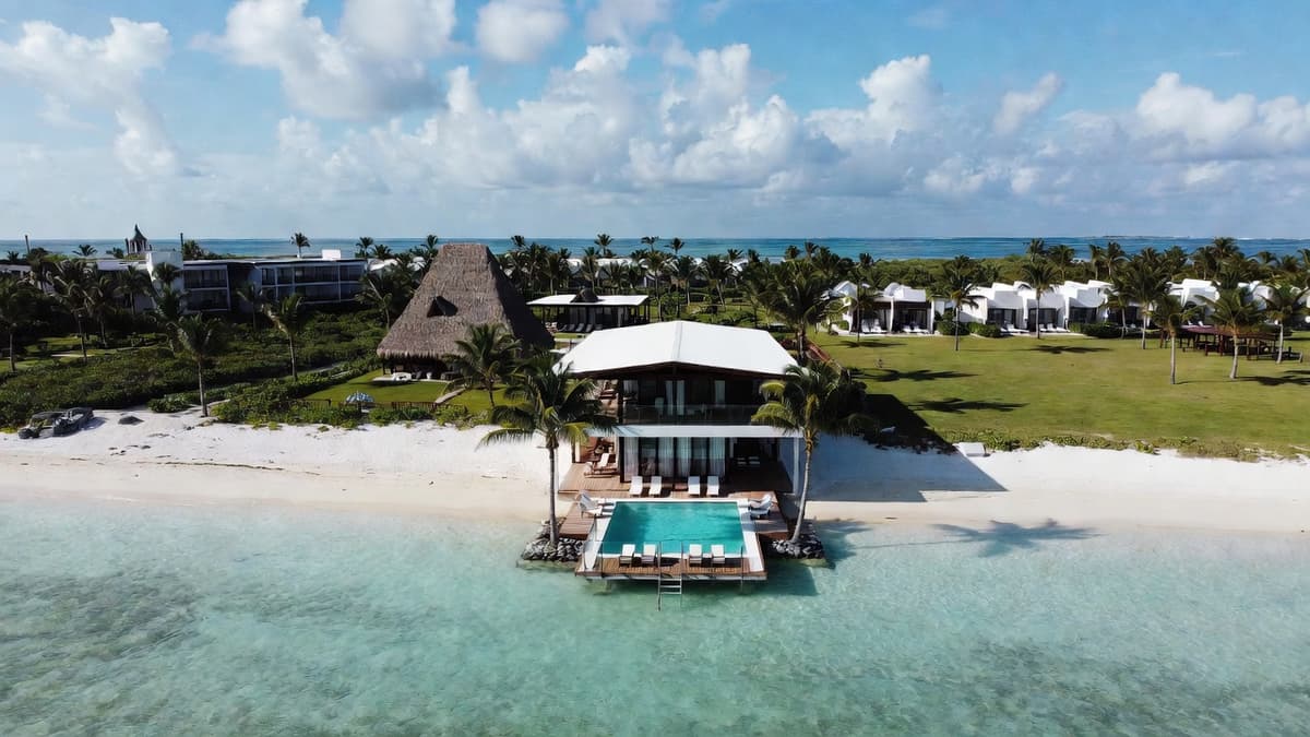 Swim-Up Rooms at All-Inclusive Resorts: Are They Actually Worth It?