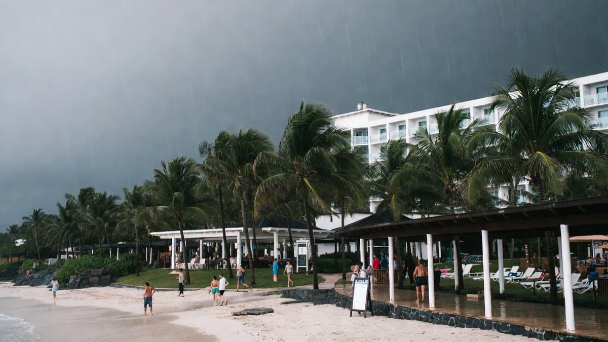 Your All-Inclusive Rainy Day Plan: What Smart Travelers Actually Do