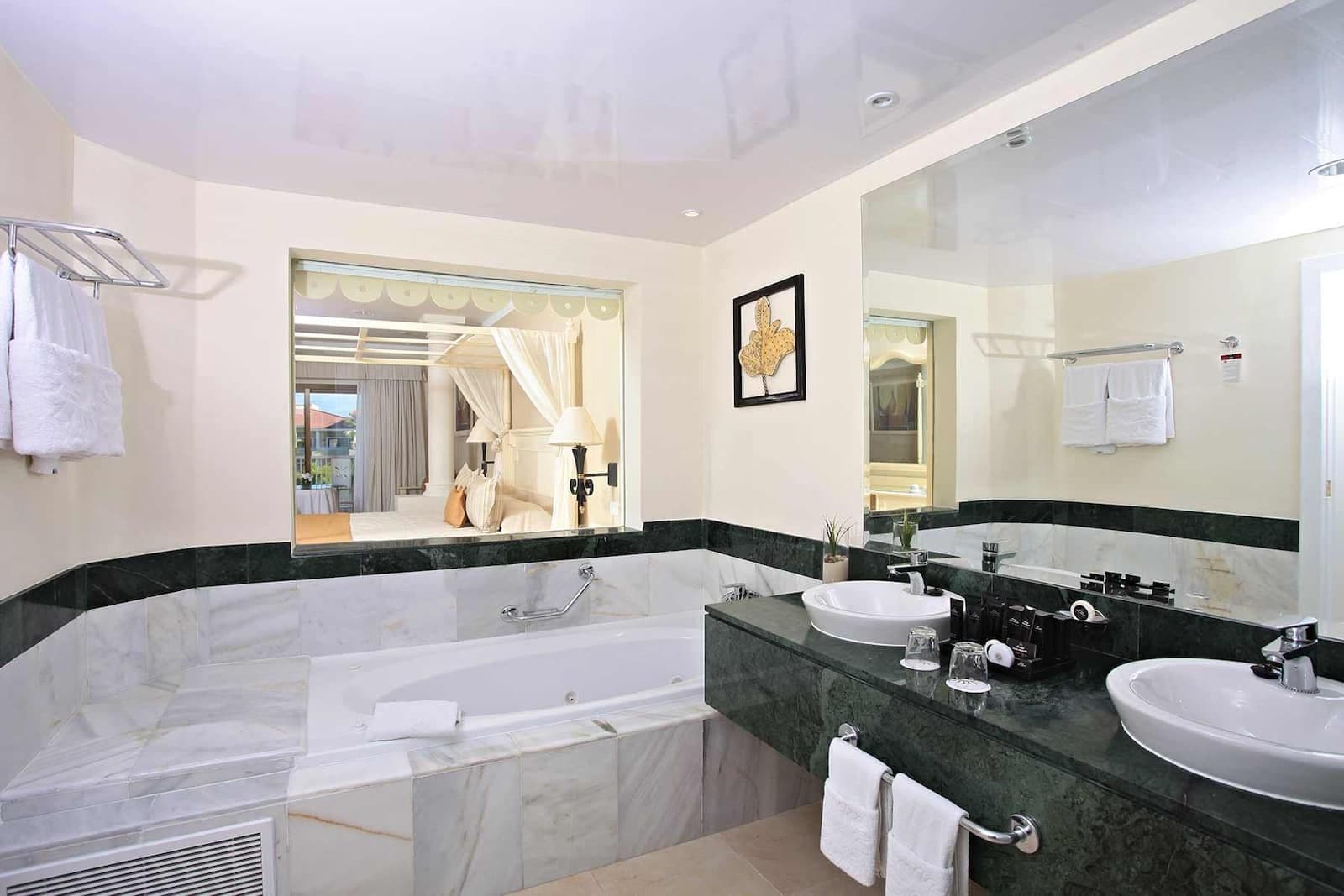 Bahia Principe Grand Aquamarine Rooms & Suites