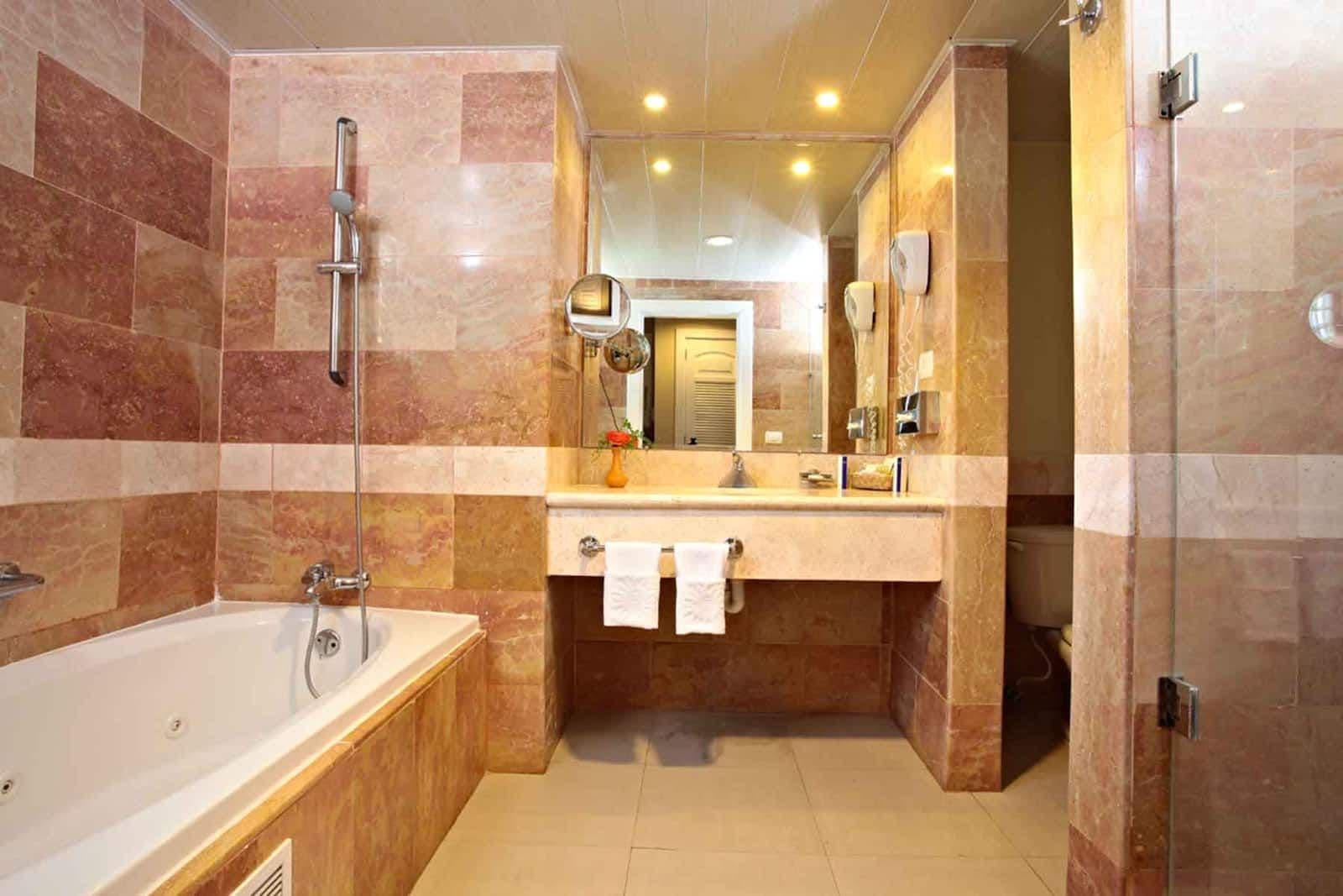 Bahia Principe Grand El Portillo Exterior & Grounds