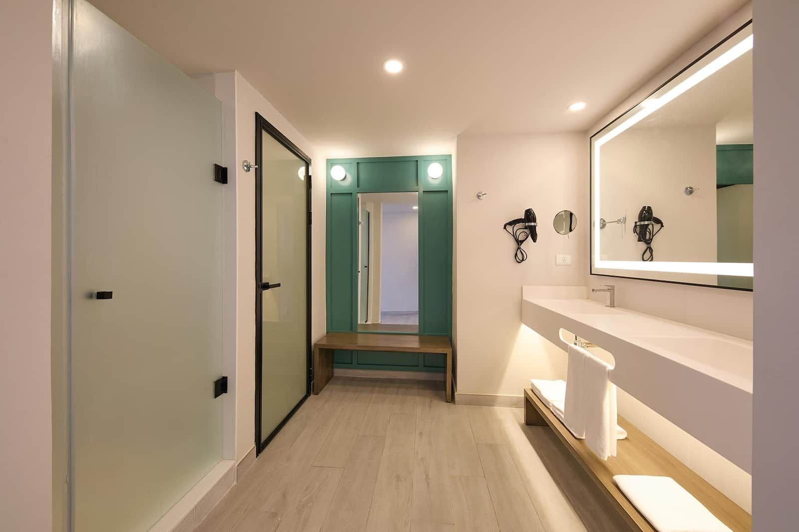 Bahia Principe Grand Jamaica Rooms & Suites