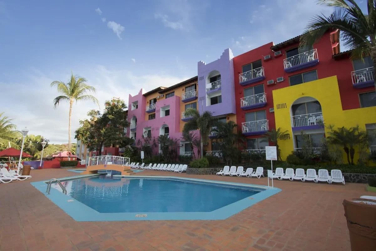 Decameron Los Cocos Guayabitos, Ramada All-Inclusive Resort Exterior & Grounds